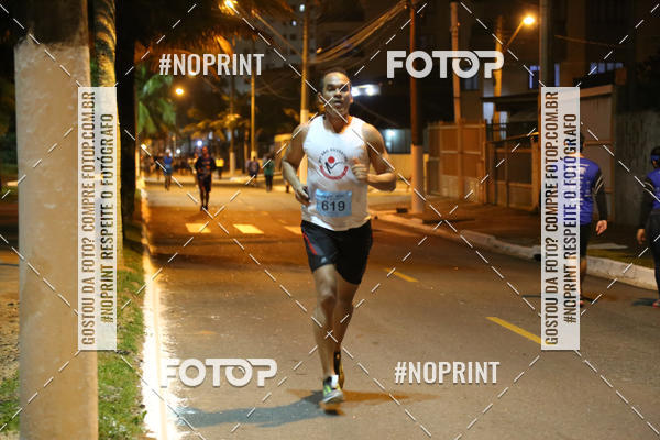 Buy your photos of the eventNight Run 5K 10K Praia Grande on Fotop