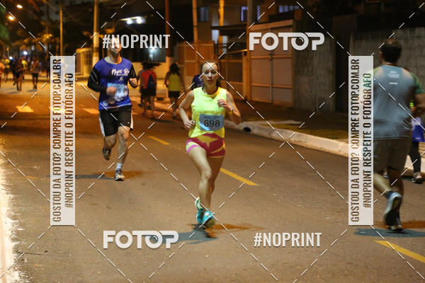 Buy your photos of the eventNight Run 5K 10K Praia Grande on Fotop