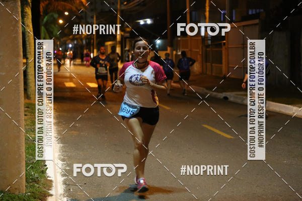 Buy your photos of the eventNight Run 5K 10K Praia Grande on Fotop