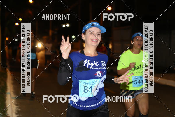 Buy your photos of the eventNight Run 5K 10K Praia Grande on Fotop