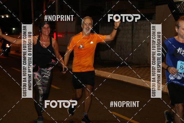 Buy your photos of the eventNight Run 5K 10K Praia Grande on Fotop
