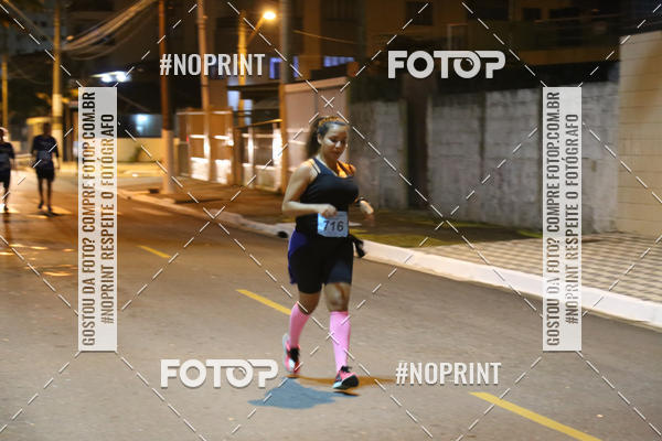 Buy your photos of the eventNight Run 5K 10K Praia Grande on Fotop