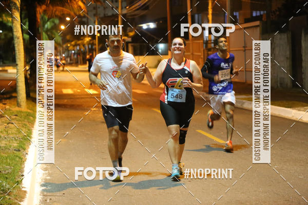 Buy your photos of the eventNight Run 5K 10K Praia Grande on Fotop