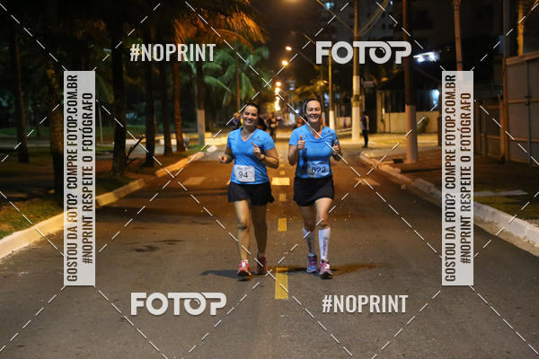 Buy your photos of the eventNight Run 5K 10K Praia Grande on Fotop