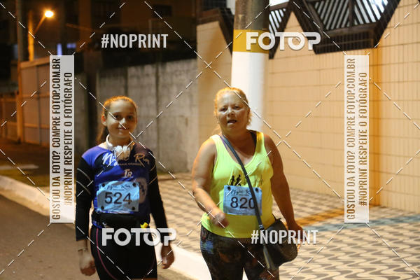 Buy your photos of the eventNight Run 5K 10K Praia Grande on Fotop