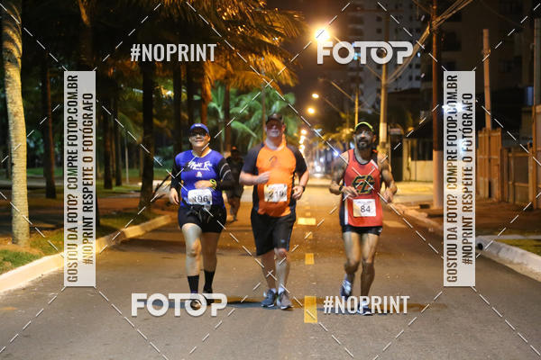 Buy your photos of the eventNight Run 5K 10K Praia Grande on Fotop