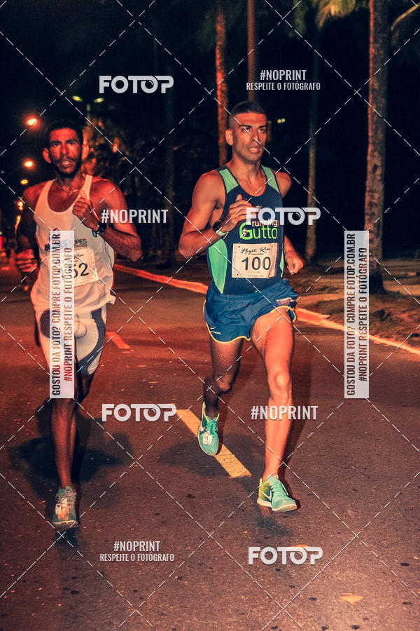 Buy your photos of the eventNight Run 5K 10K Praia Grande on Fotop