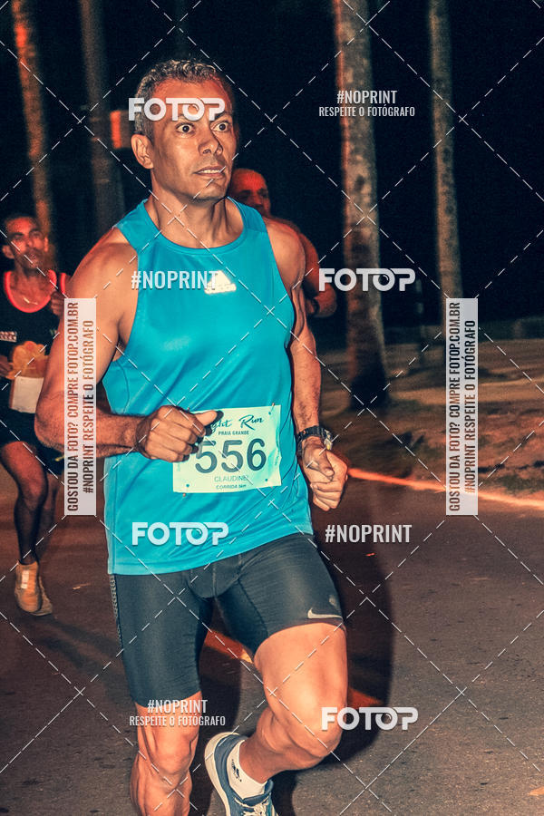 Buy your photos of the eventNight Run 5K 10K Praia Grande on Fotop