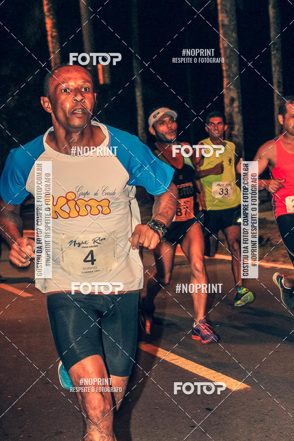 Buy your photos of the eventNight Run 5K 10K Praia Grande on Fotop