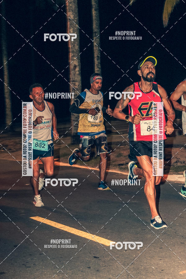 Buy your photos of the eventNight Run 5K 10K Praia Grande on Fotop
