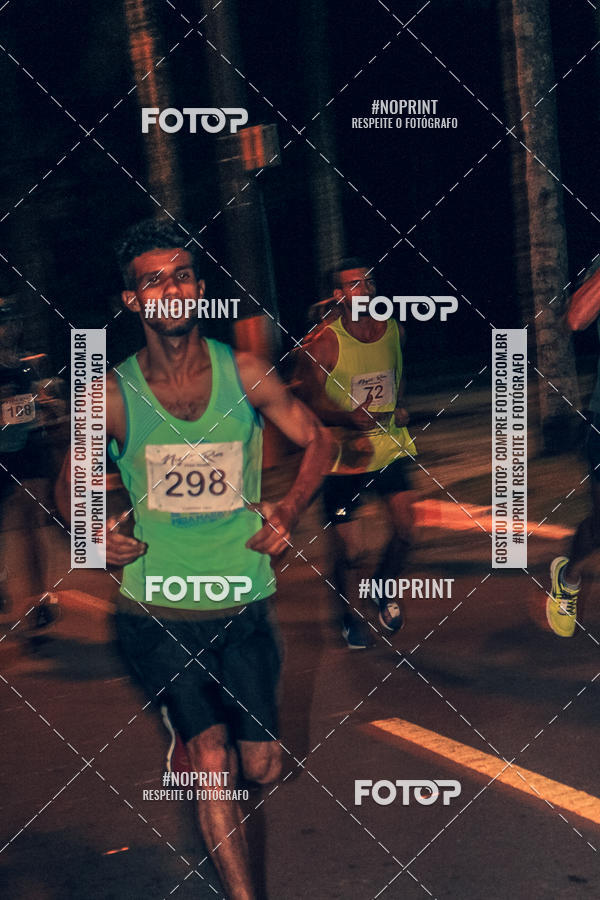 Buy your photos of the eventNight Run 5K 10K Praia Grande on Fotop