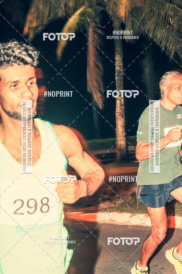 Buy your photos of the eventNight Run 5K 10K Praia Grande on Fotop