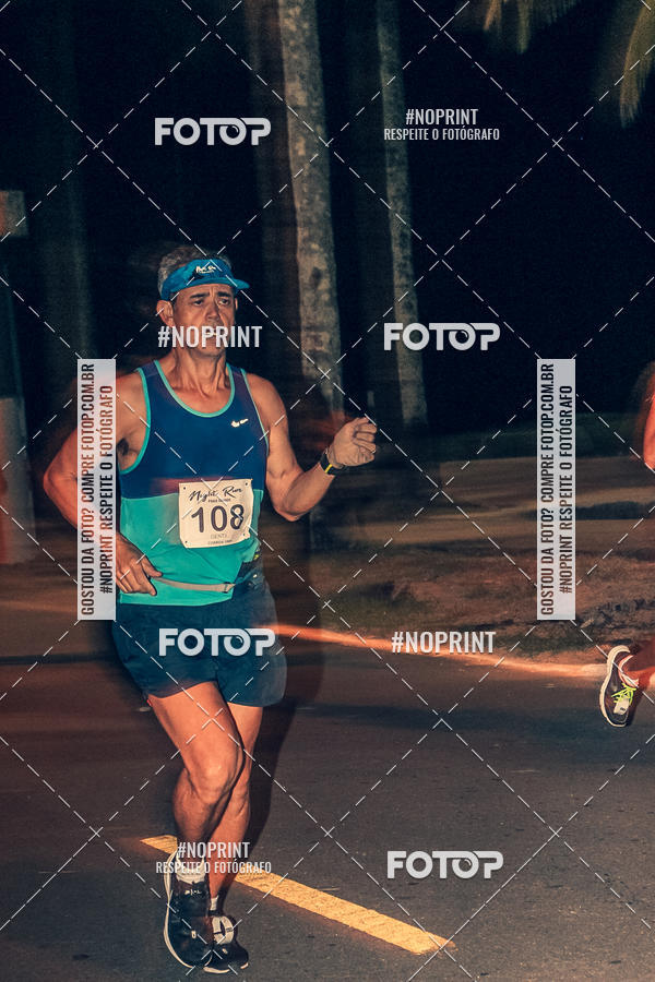 Buy your photos of the eventNight Run 5K 10K Praia Grande on Fotop