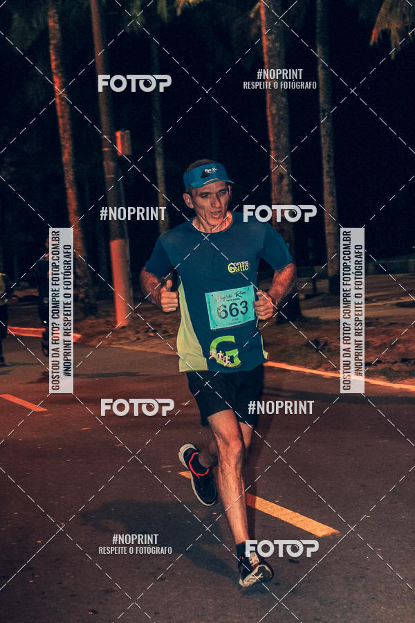 Buy your photos of the eventNight Run 5K 10K Praia Grande on Fotop