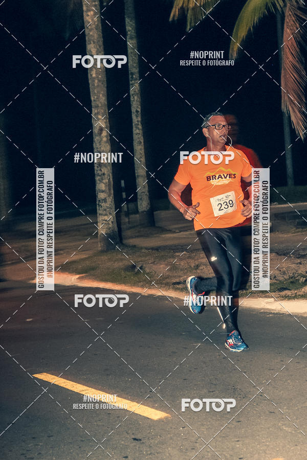 Buy your photos of the eventNight Run 5K 10K Praia Grande on Fotop