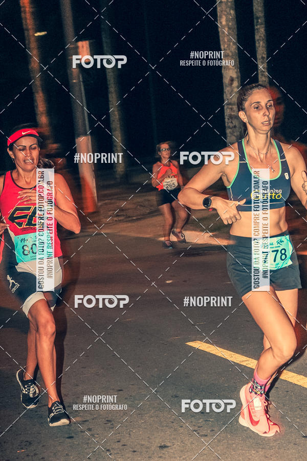 Buy your photos of the eventNight Run 5K 10K Praia Grande on Fotop