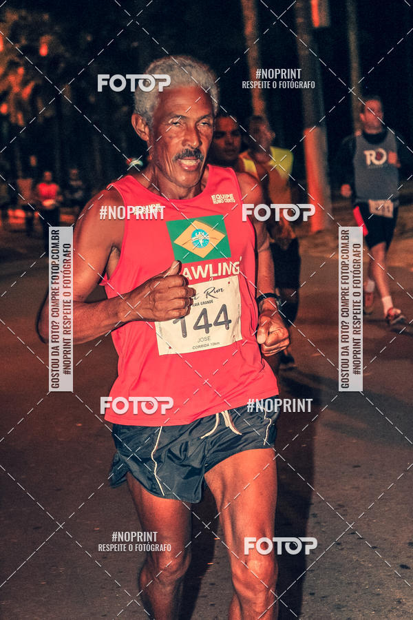 Buy your photos of the eventNight Run 5K 10K Praia Grande on Fotop