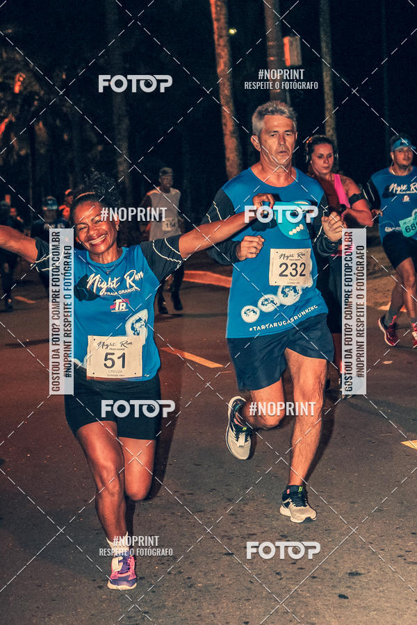 Buy your photos of the eventNight Run 5K 10K Praia Grande on Fotop