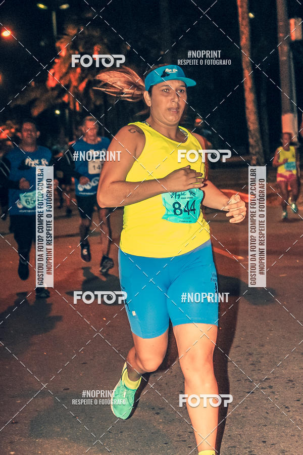 Buy your photos of the eventNight Run 5K 10K Praia Grande on Fotop