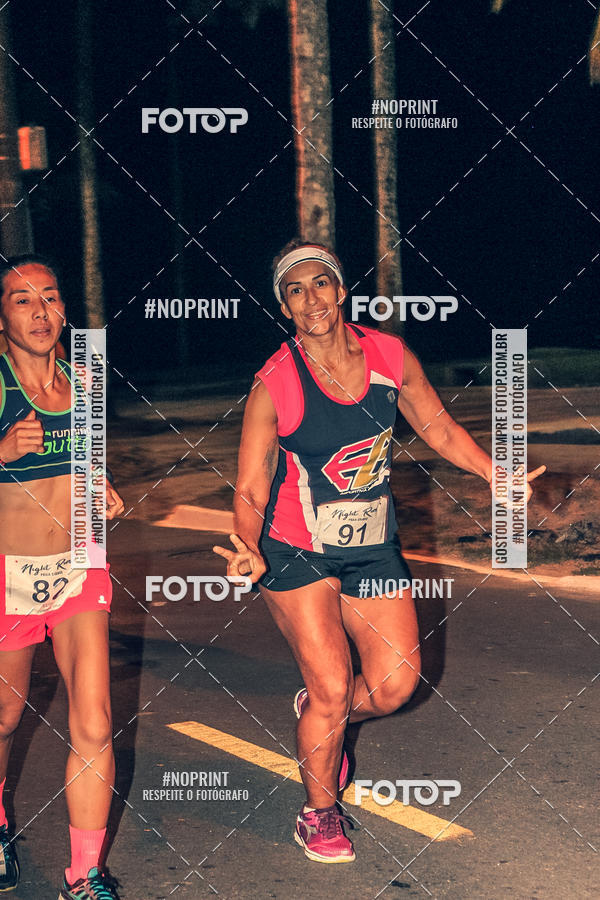 Buy your photos of the eventNight Run 5K 10K Praia Grande on Fotop