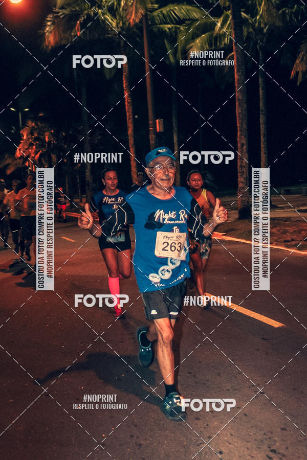 Buy your photos of the eventNight Run 5K 10K Praia Grande on Fotop