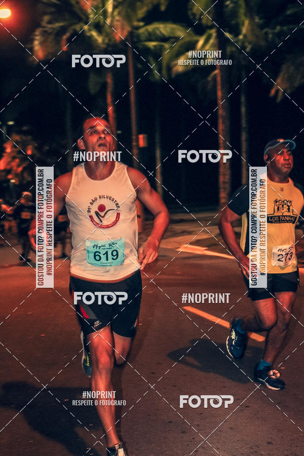 Buy your photos of the eventNight Run 5K 10K Praia Grande on Fotop