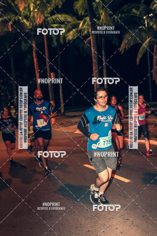 Buy your photos of the eventNight Run 5K 10K Praia Grande on Fotop