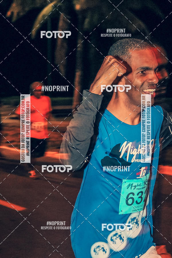 Buy your photos of the eventNight Run 5K 10K Praia Grande on Fotop