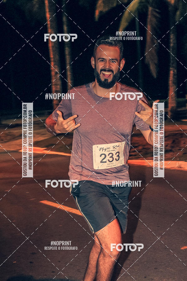 Buy your photos of the eventNight Run 5K 10K Praia Grande on Fotop