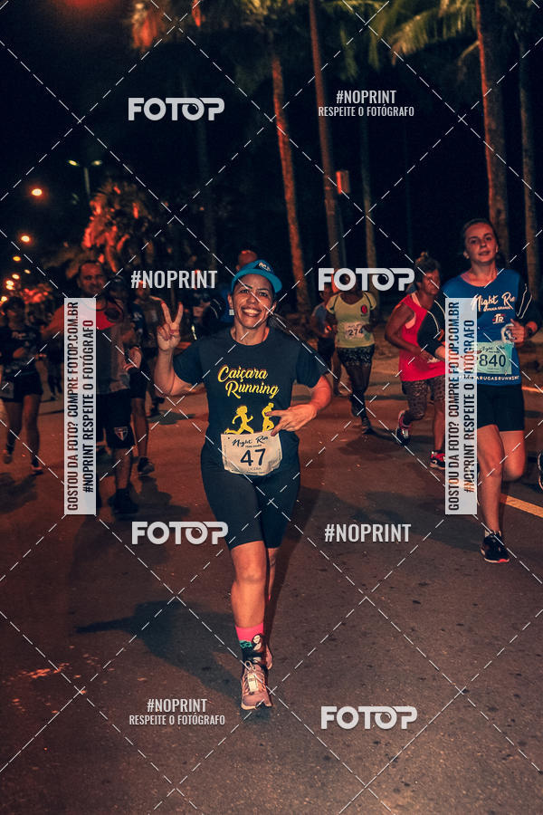 Buy your photos of the eventNight Run 5K 10K Praia Grande on Fotop