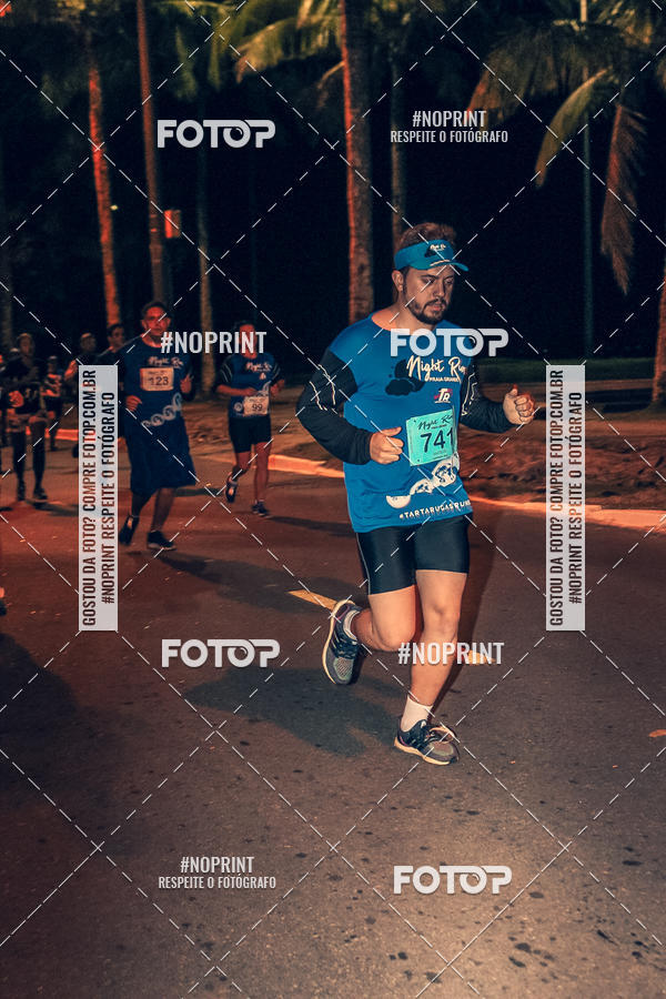 Buy your photos of the eventNight Run 5K 10K Praia Grande on Fotop