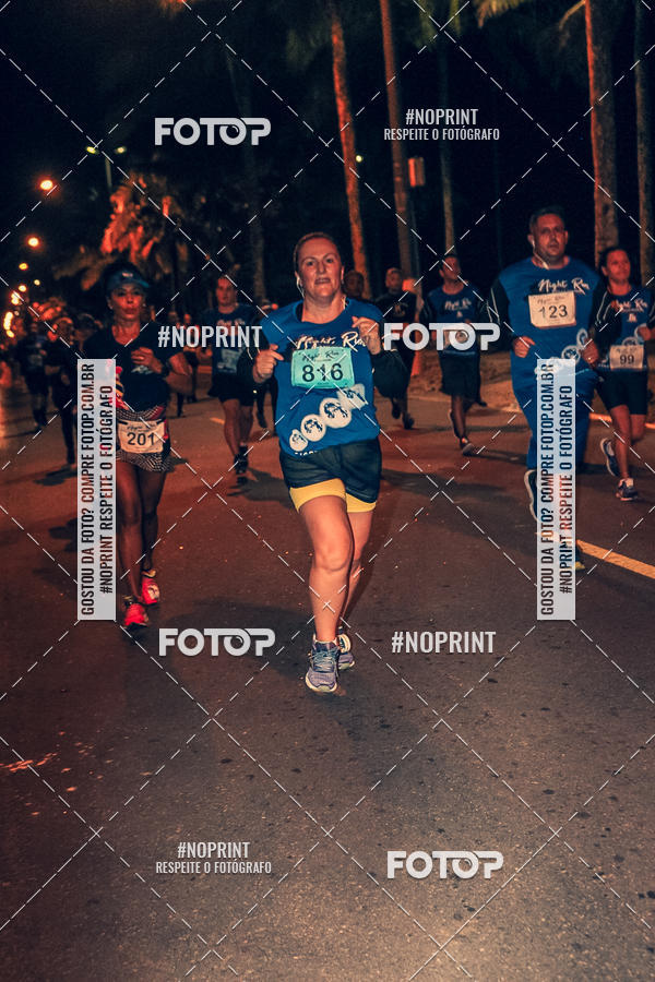 Buy your photos of the eventNight Run 5K 10K Praia Grande on Fotop