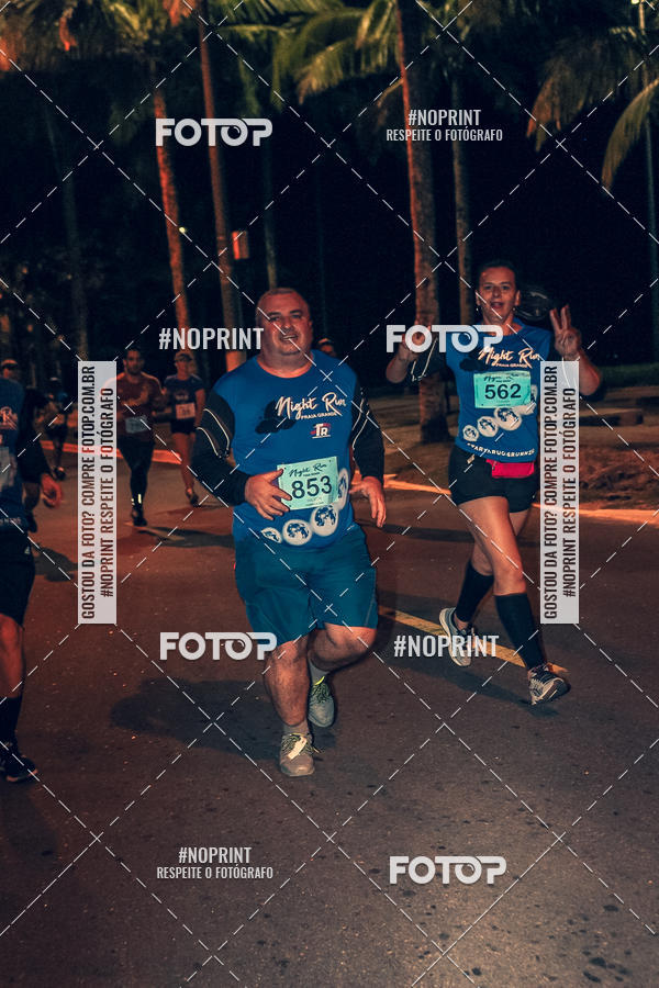 Buy your photos of the eventNight Run 5K 10K Praia Grande on Fotop