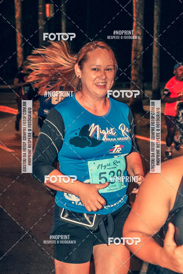 Buy your photos of the eventNight Run 5K 10K Praia Grande on Fotop
