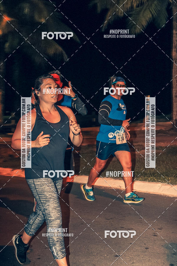 Buy your photos of the eventNight Run 5K 10K Praia Grande on Fotop