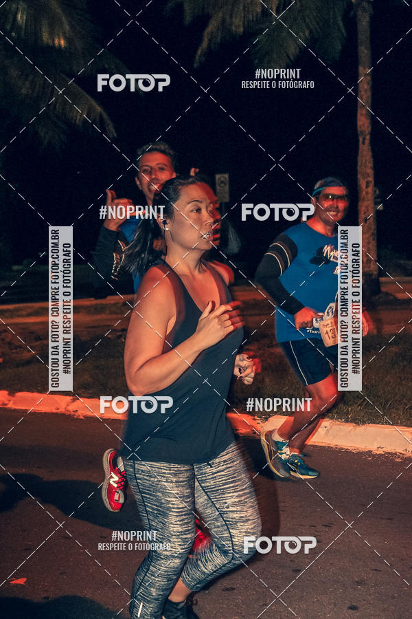 Buy your photos of the eventNight Run 5K 10K Praia Grande on Fotop