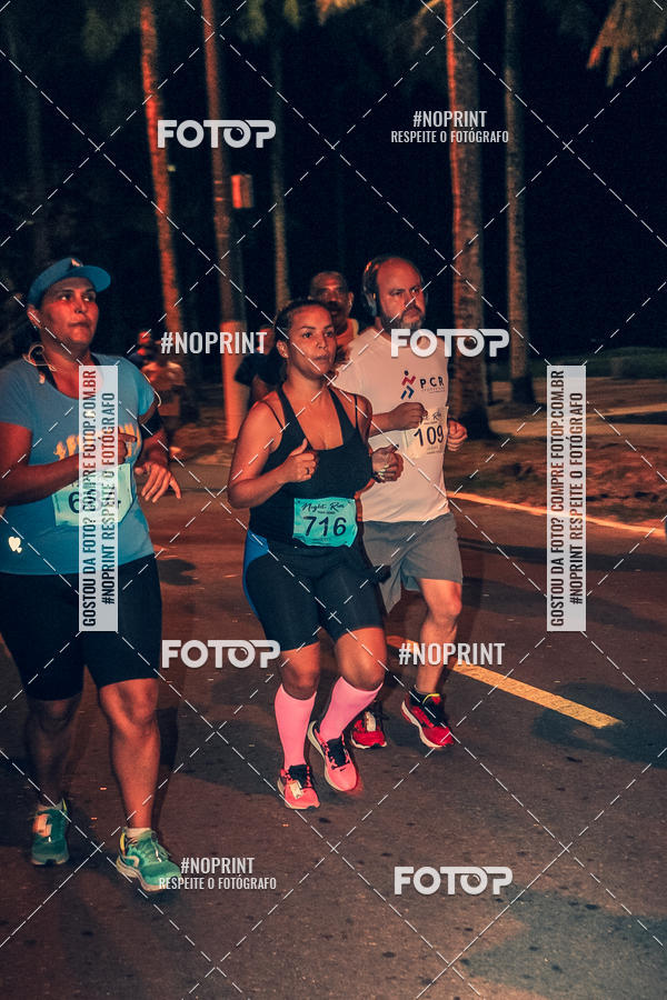 Buy your photos of the eventNight Run 5K 10K Praia Grande on Fotop