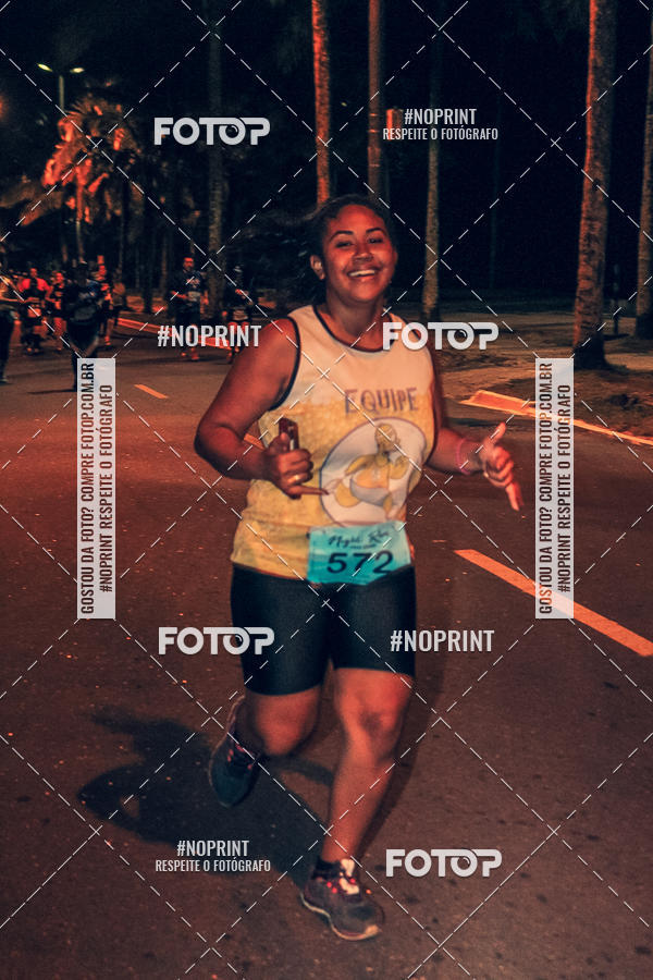 Buy your photos of the eventNight Run 5K 10K Praia Grande on Fotop