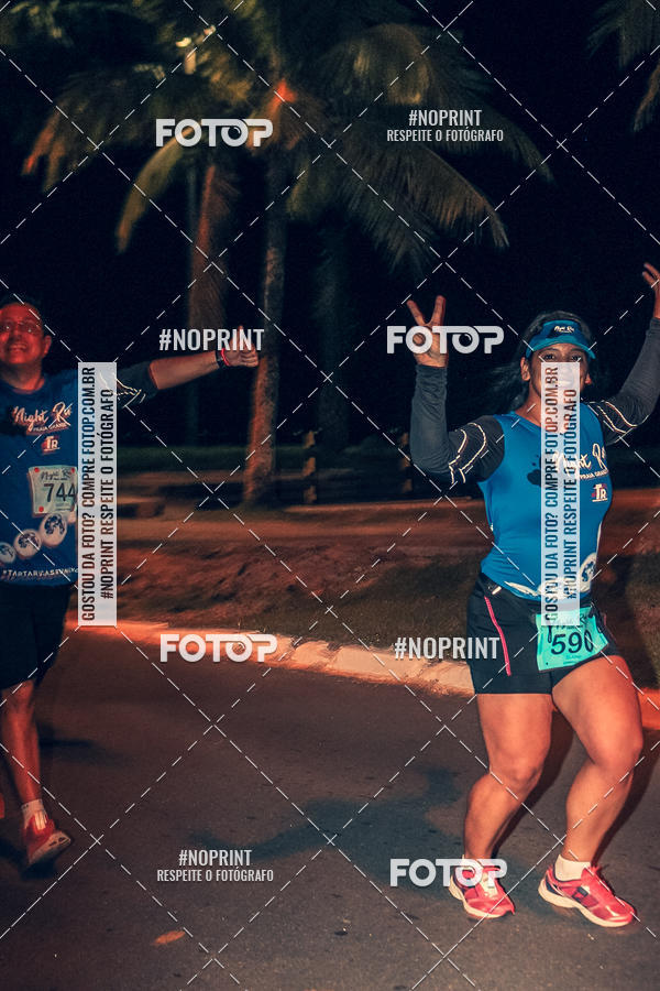 Buy your photos of the eventNight Run 5K 10K Praia Grande on Fotop