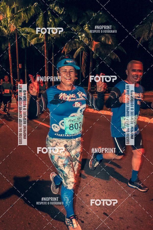 Buy your photos of the eventNight Run 5K 10K Praia Grande on Fotop