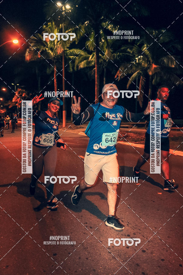 Buy your photos of the eventNight Run 5K 10K Praia Grande on Fotop
