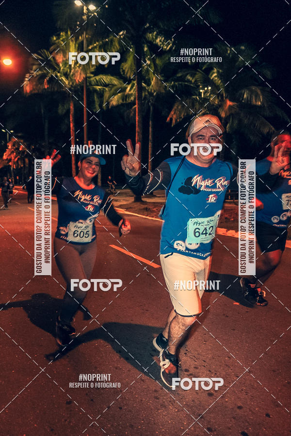 Buy your photos of the eventNight Run 5K 10K Praia Grande on Fotop