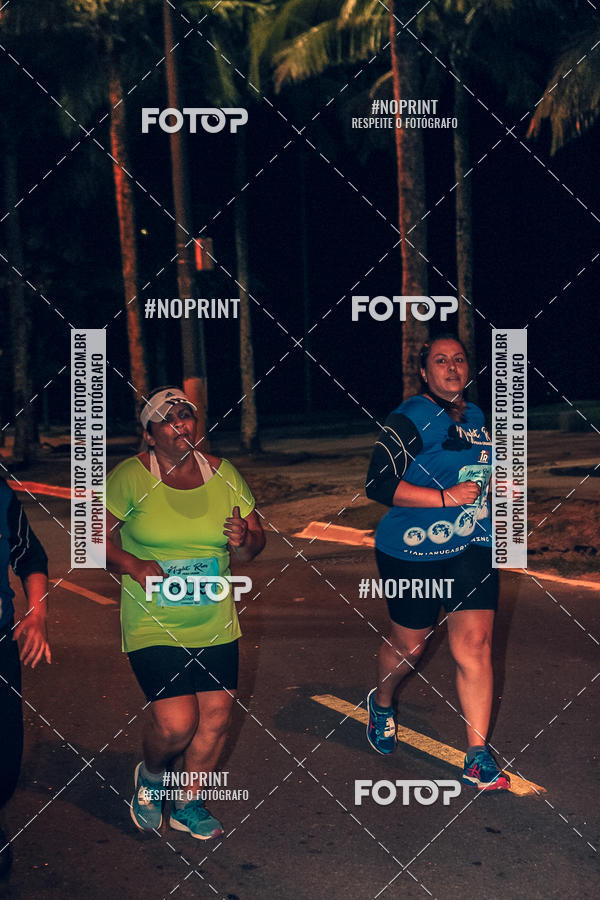 Buy your photos of the eventNight Run 5K 10K Praia Grande on Fotop