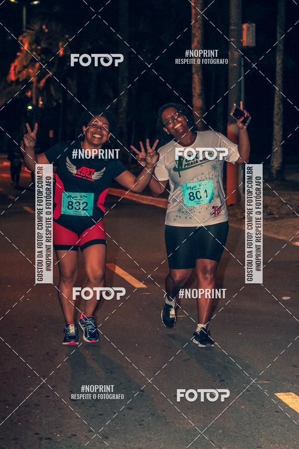 Buy your photos of the eventNight Run 5K 10K Praia Grande on Fotop