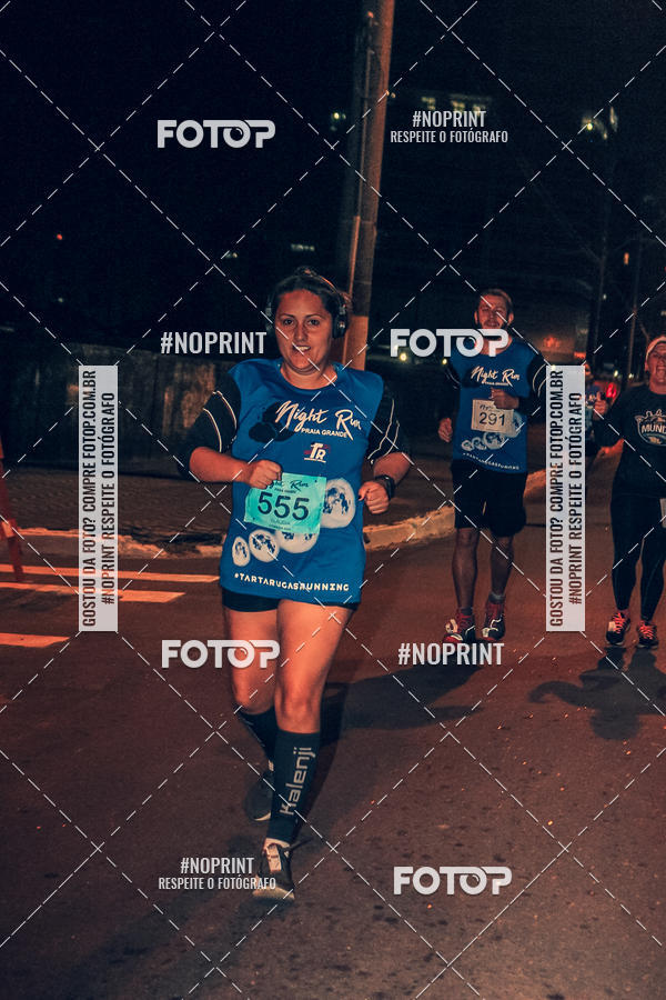 Buy your photos of the eventNight Run 5K 10K Praia Grande on Fotop