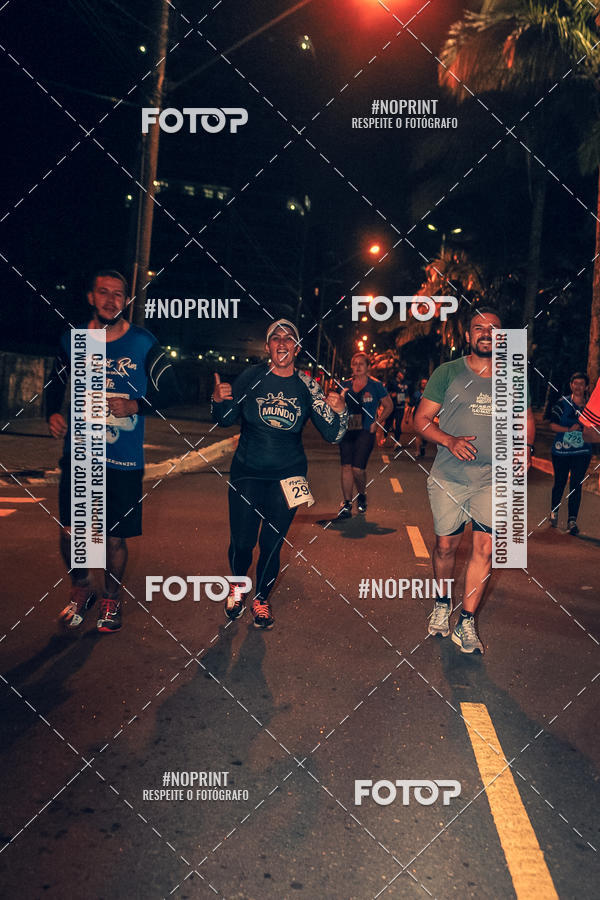Buy your photos of the eventNight Run 5K 10K Praia Grande on Fotop