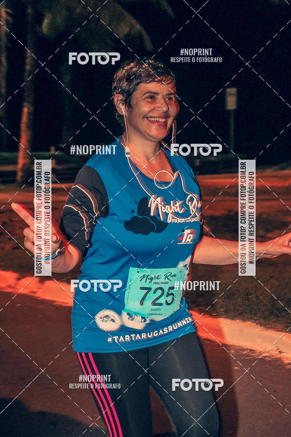 Buy your photos of the eventNight Run 5K 10K Praia Grande on Fotop