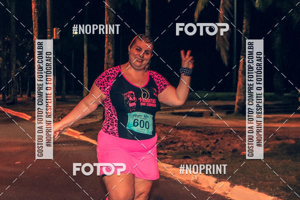 Buy your photos of the eventNight Run 5K 10K Praia Grande on Fotop