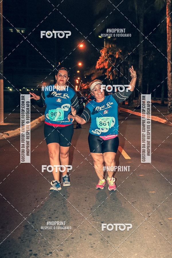Buy your photos of the eventNight Run 5K 10K Praia Grande on Fotop