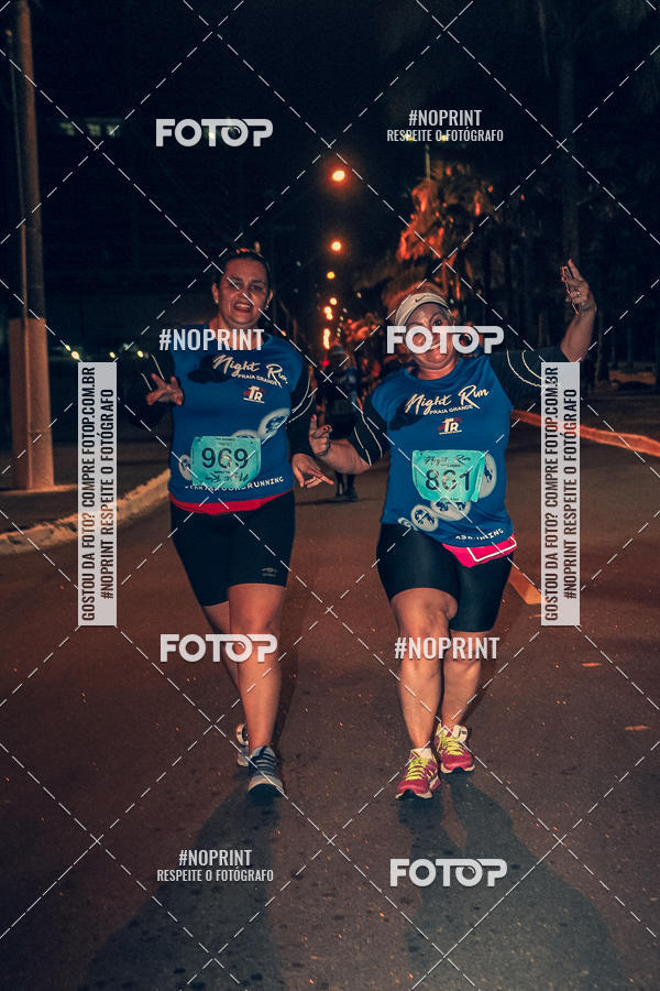 Buy your photos of the eventNight Run 5K 10K Praia Grande on Fotop